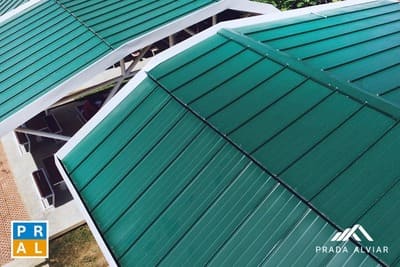 Cubierta metálica con teja sin traslapo Standing Seam Sencilla DeskaRoof de Deska