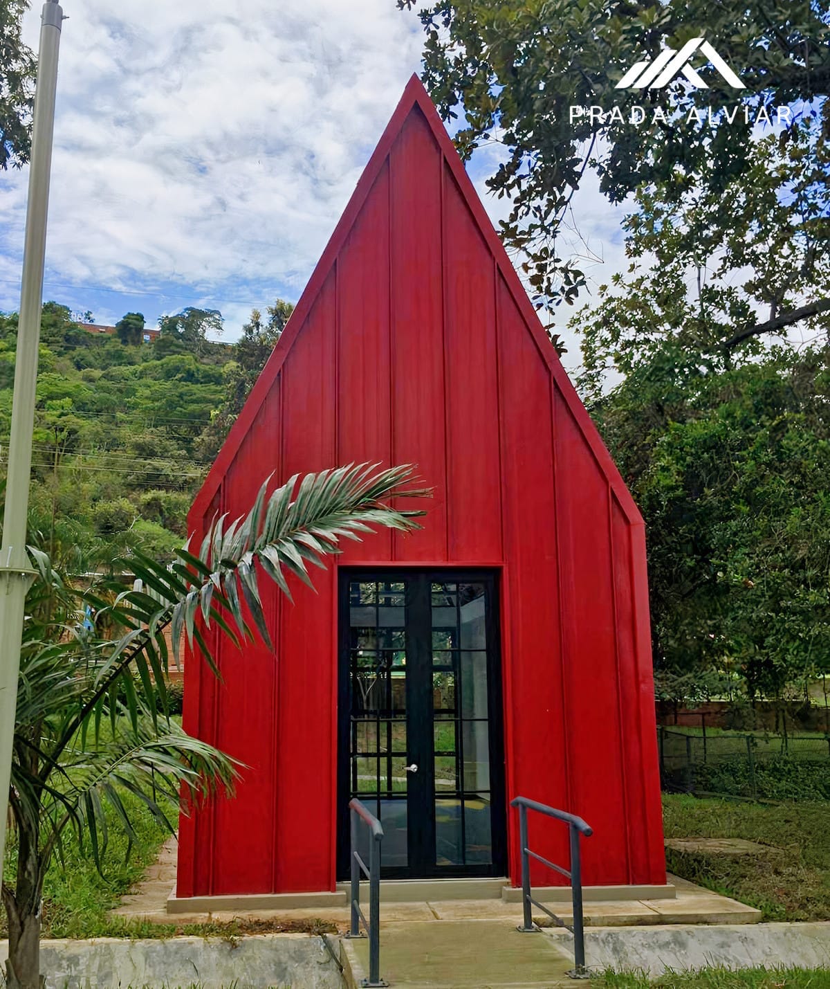 Fabricación e Instalación de Cubierta con Teja Standing Seam sin traslapo en Parque Recrear Bucaramanga - Bucaramanga, Santander