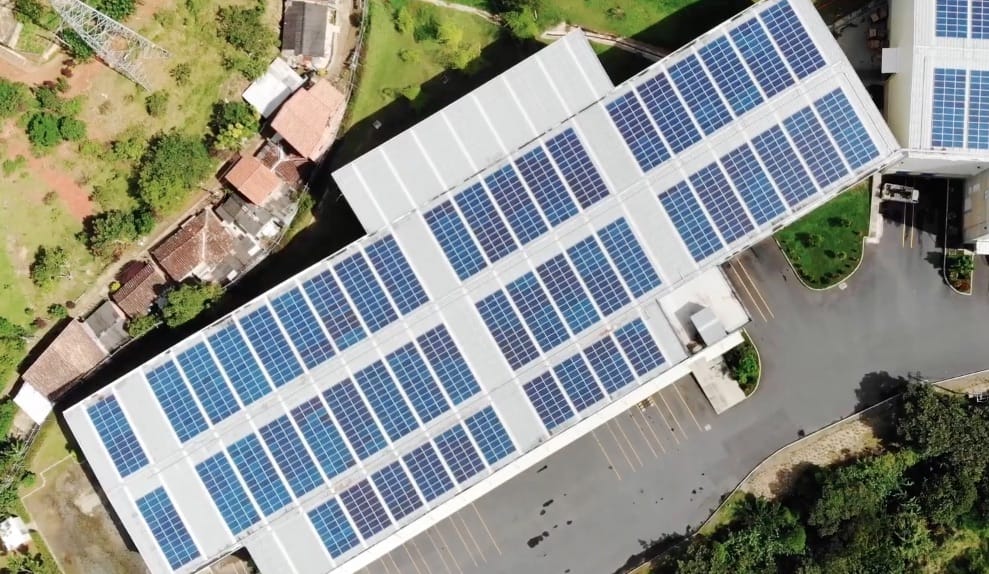 Fabricación e Instalación de Cubierta con Teja Standing Seam sin traslapo en Bodega Invesa - Girardota, Antioquia